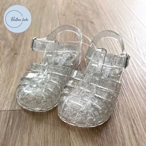 ❣️SOLD❣️ Oshkosh B’gosh Clear Jelly Sparkly Sandals Toddler size 6